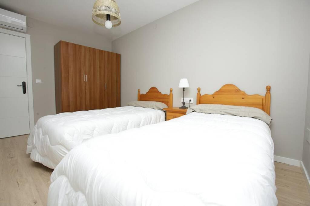 Apartamento Frente A La Playa Con Vistas Al Mar En Barro, Llanes バロ・デ・リャネス エクステリア 写真